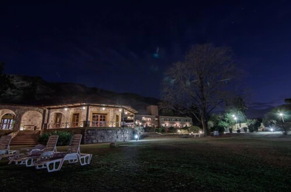 Pinares Del Cerro Resort & Suites Villa Carlos Paz Exterior foto